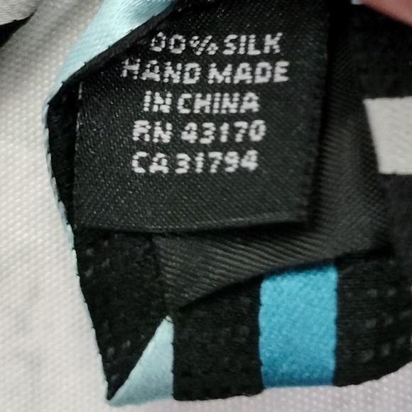 Alfani Silk Men's Necktie Striped Satin Textured Black and Blue Tie Formal Tag - Picture 3 of 7